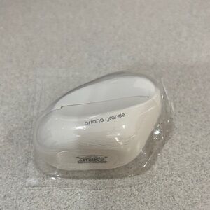 Ariana Grande Mod Vanilla